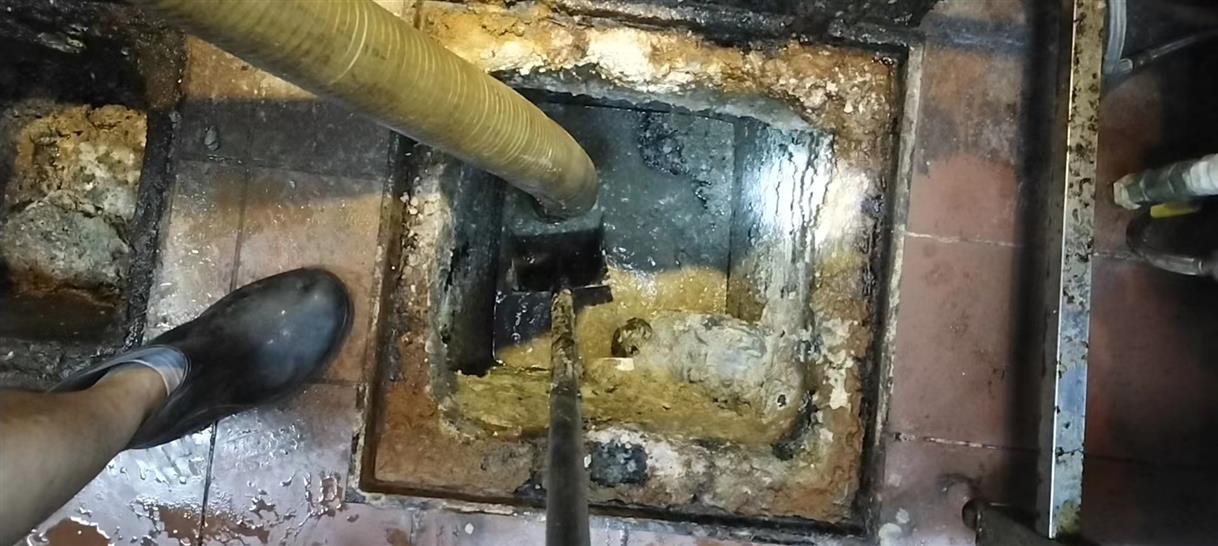 博野污水池清理一般都有毒气，怎么预防中毒呢？
